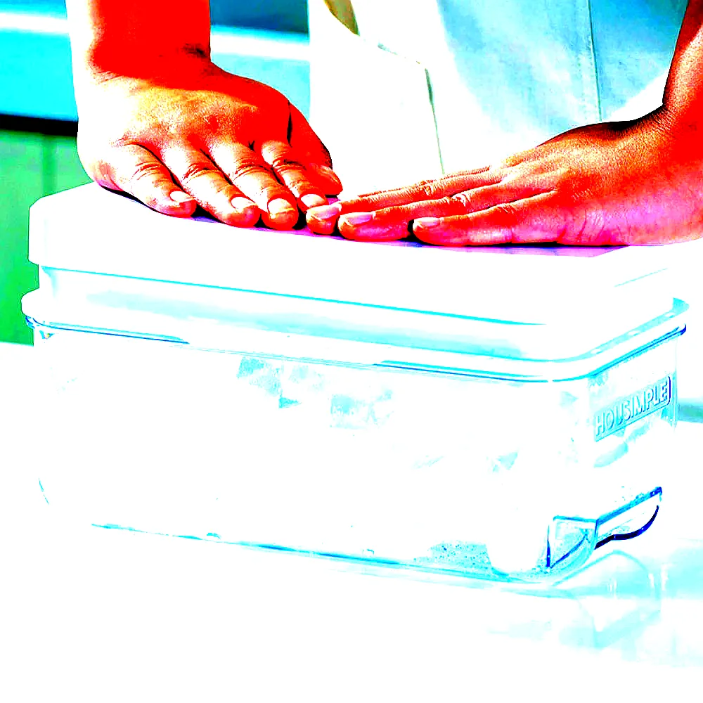 [단독]미들푸쉬 실리콘 얼음트레이 1단 세트 16구 얼음틀 얼음보관통 이미지 3